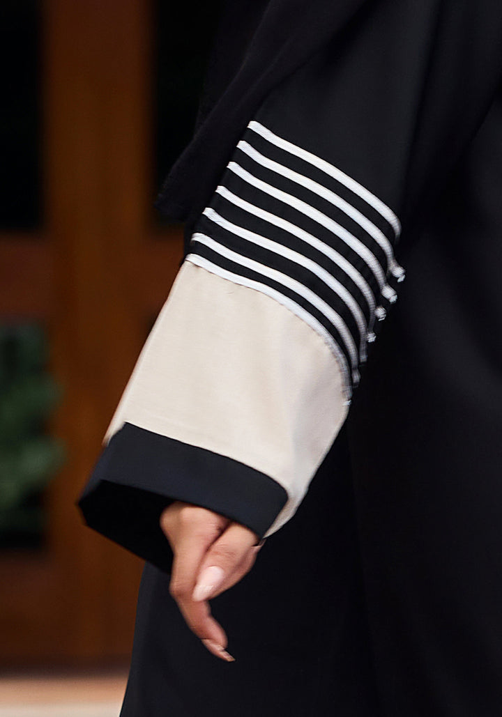 Black Stripes Abaya | Velora