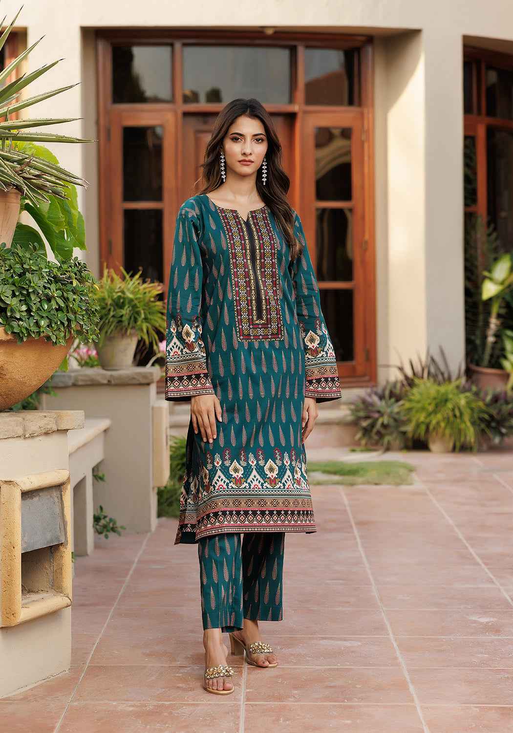 Emerald - 2 PC Stitched Lawn Suit | Timeless Bloom - Zarasi.pk
