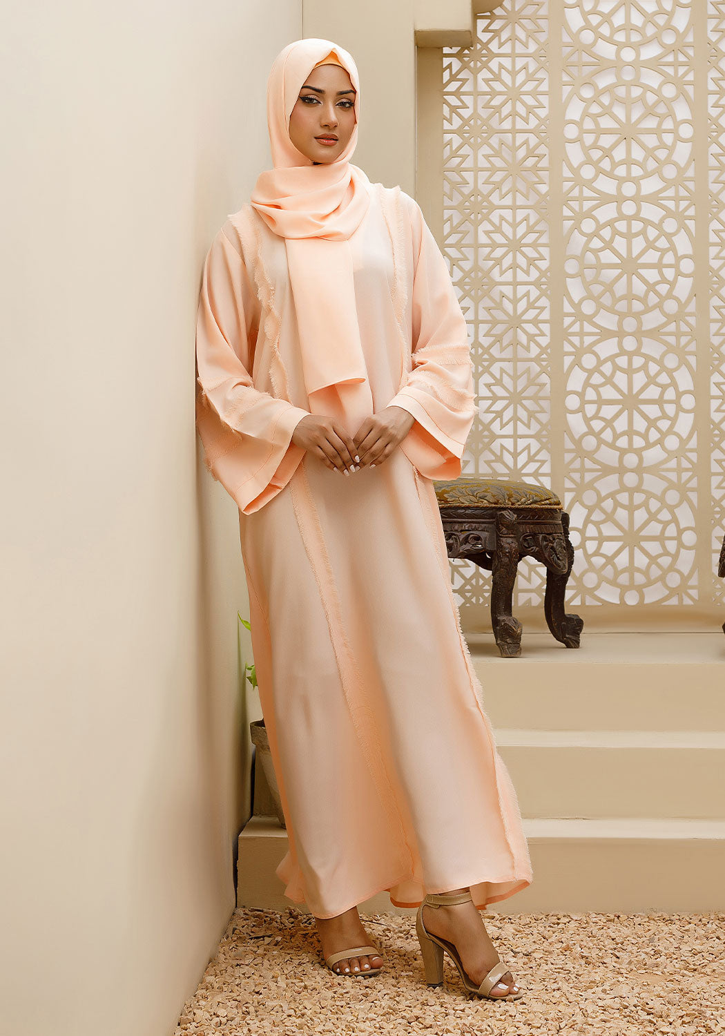 Emel Abaya
