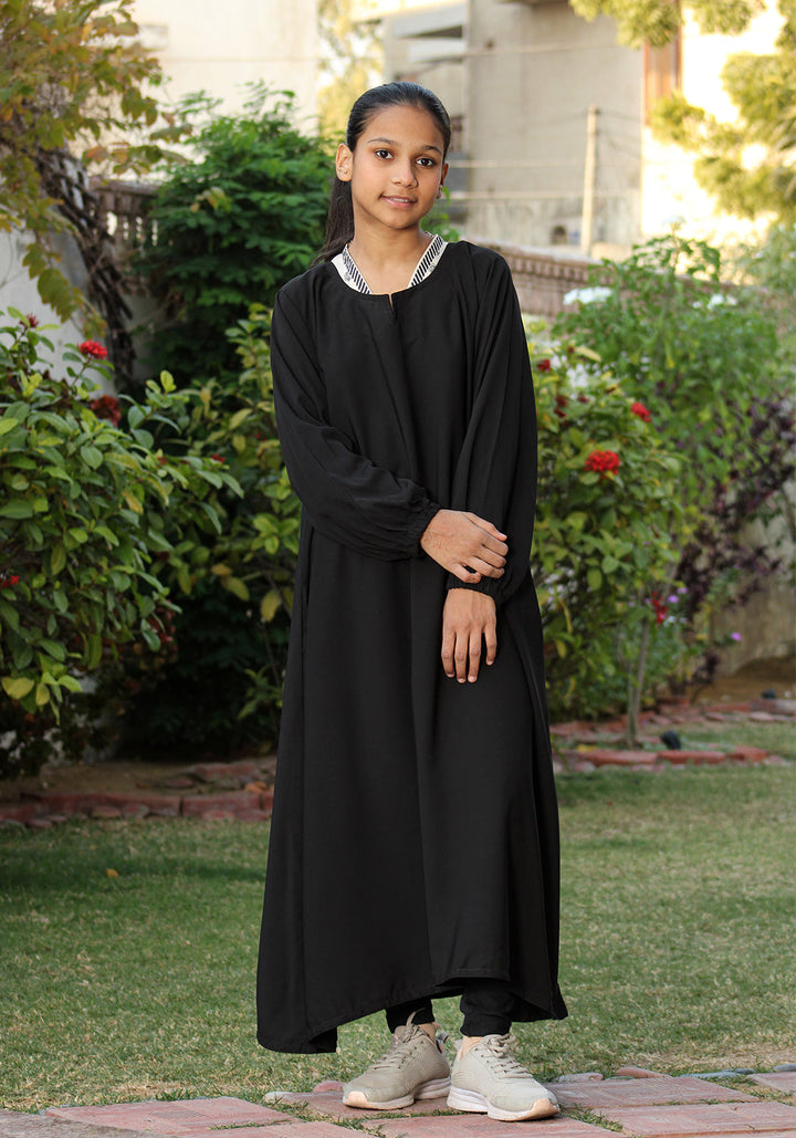 Kids Front Closed Black Abaya