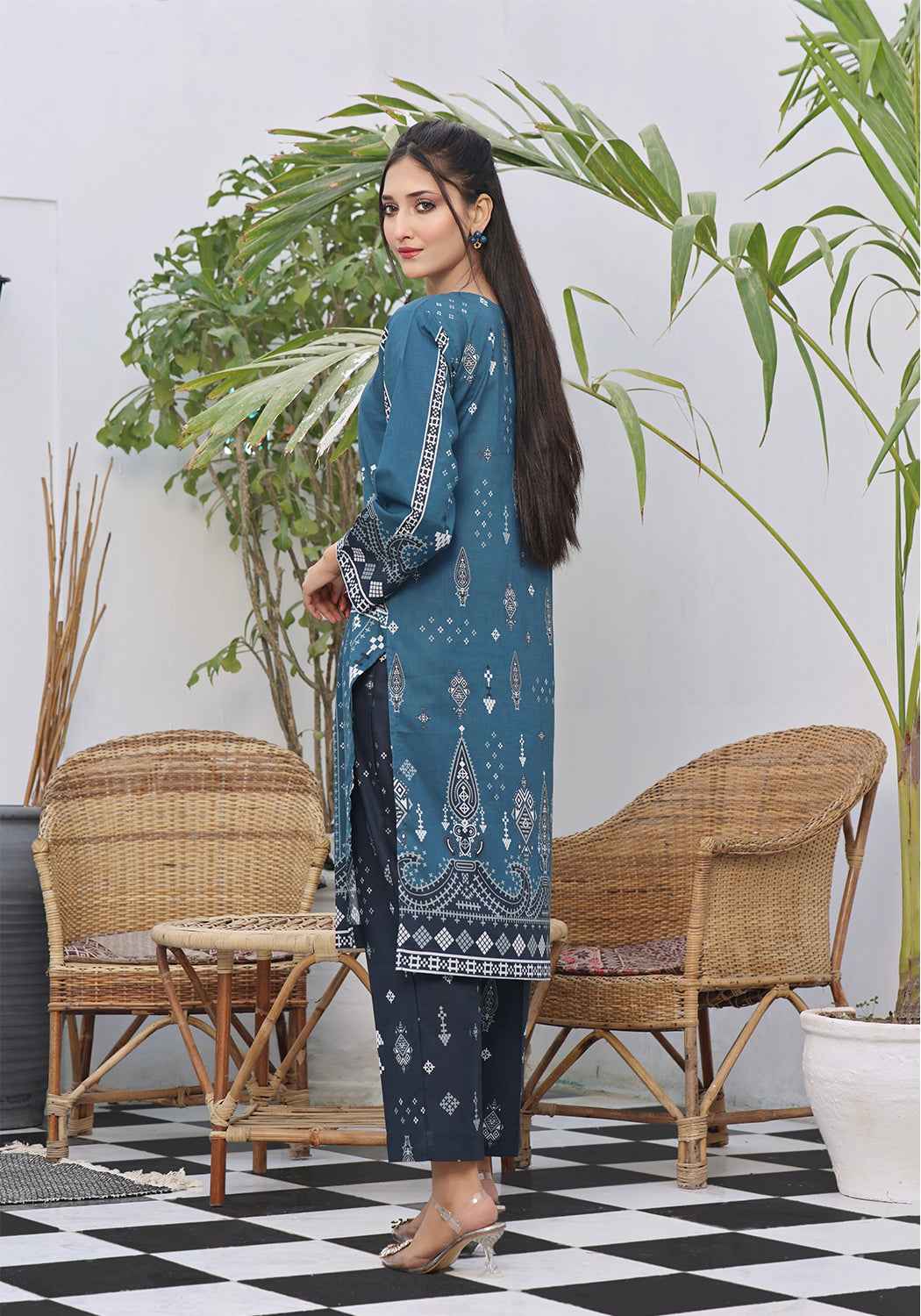 Sapphire - Zarasi.pk
