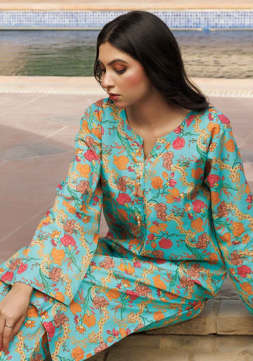 Summer Bloom -  2 PC Stitched Lawn Suit - Zarasi.pk