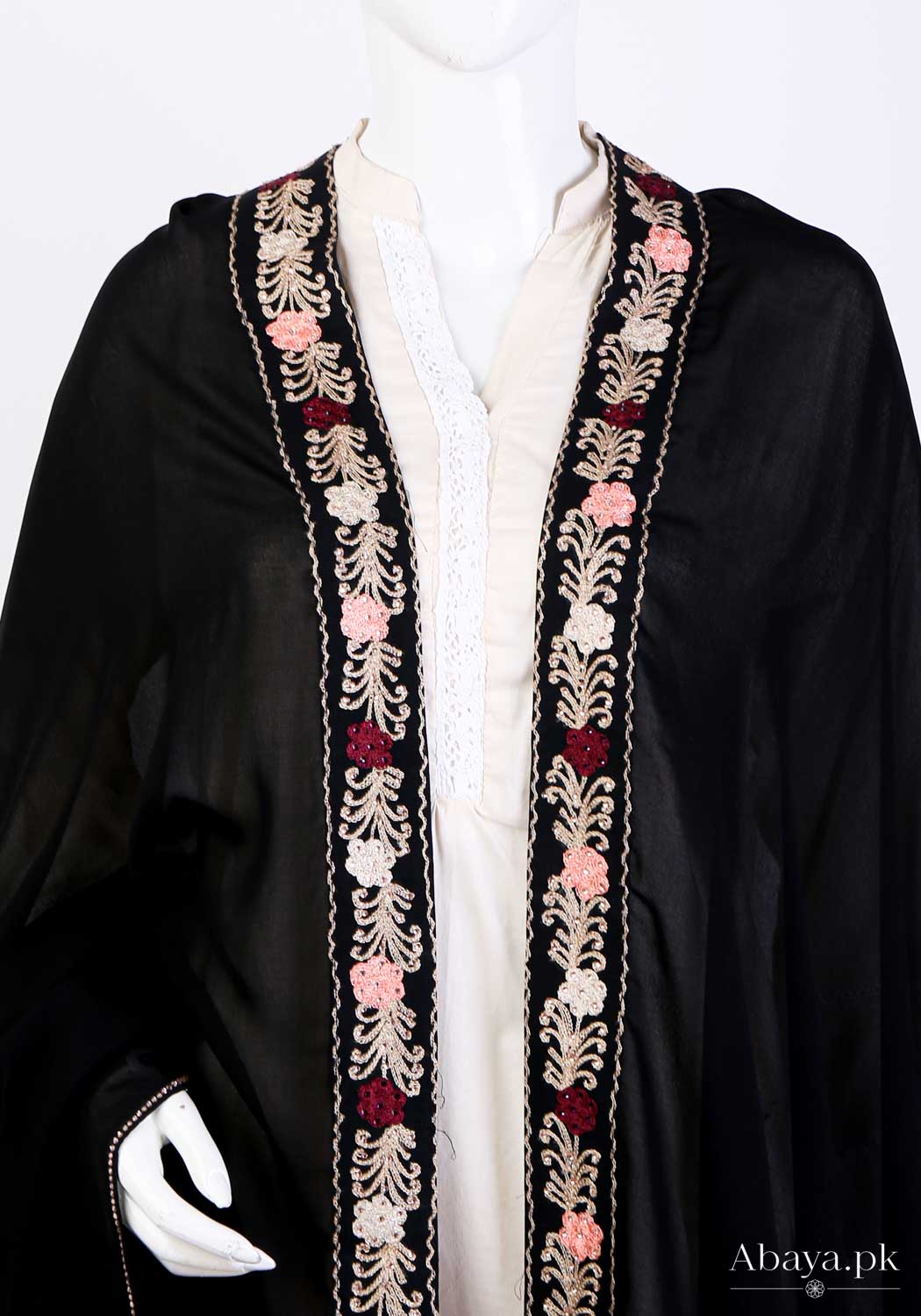 Cassia Black Chadar