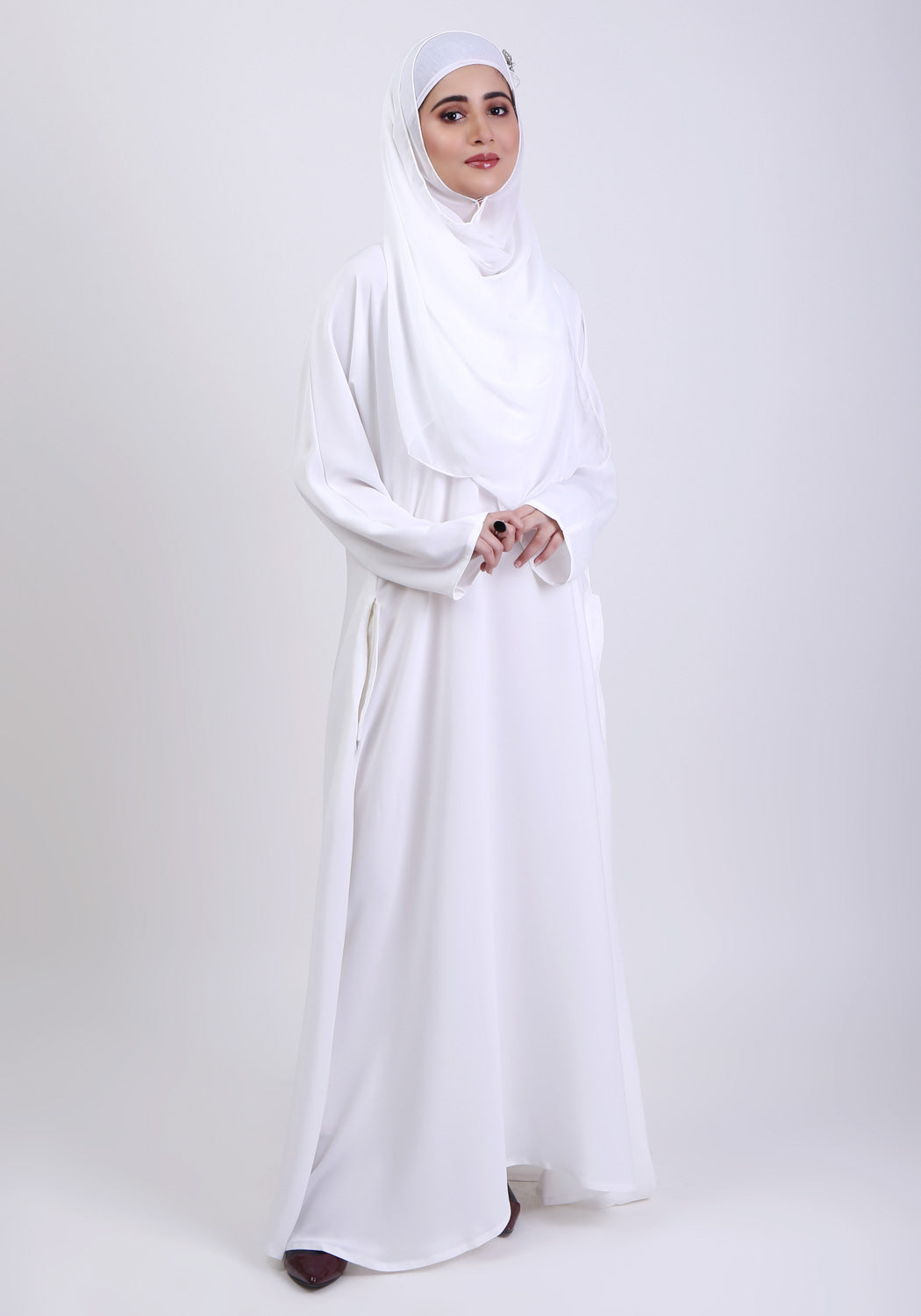 White Basic Front-Closed Abaya - Abaya.pk