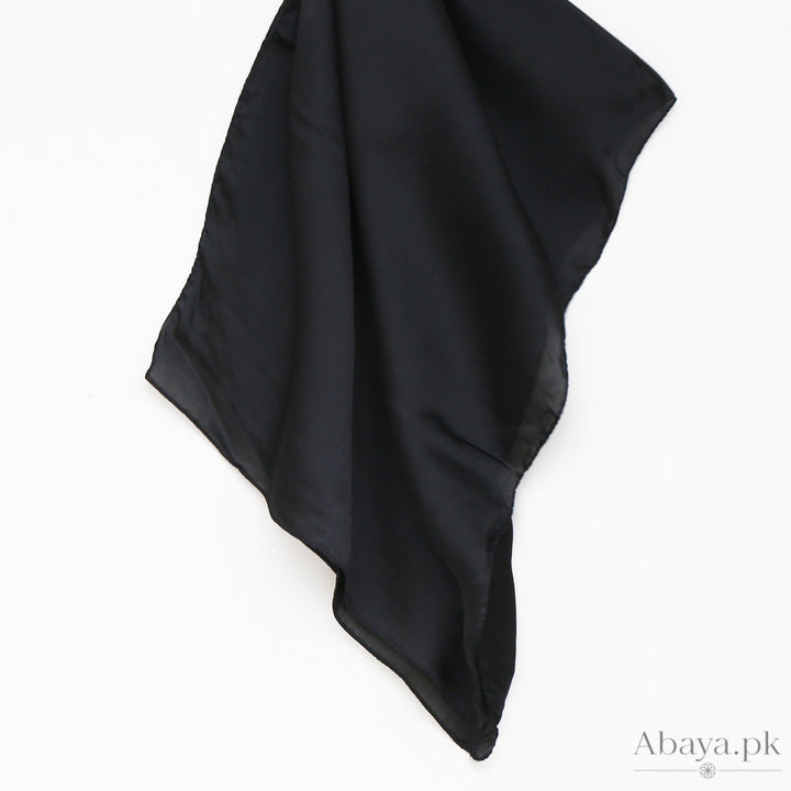 Valentia – Black