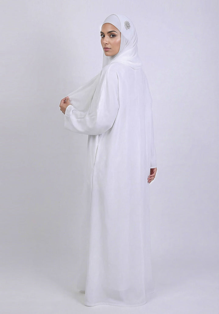 WHITE CLASSIC FRONT-CLOSED ABAYA Hijabi