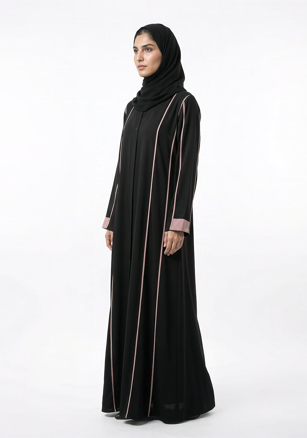 Nida Contrast Abaya | The Classic Edits