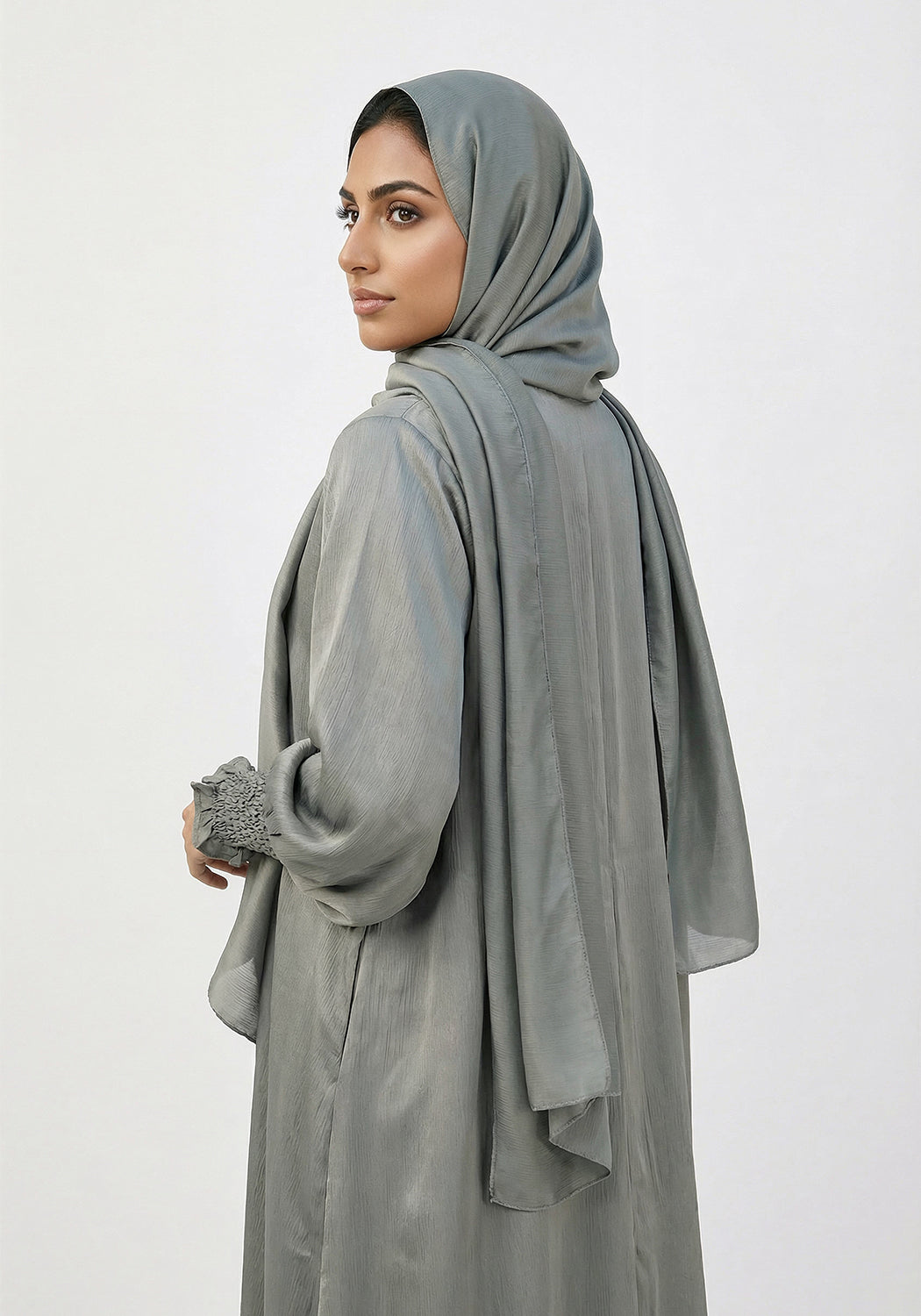 Glacier Sky Abaya - Skyline