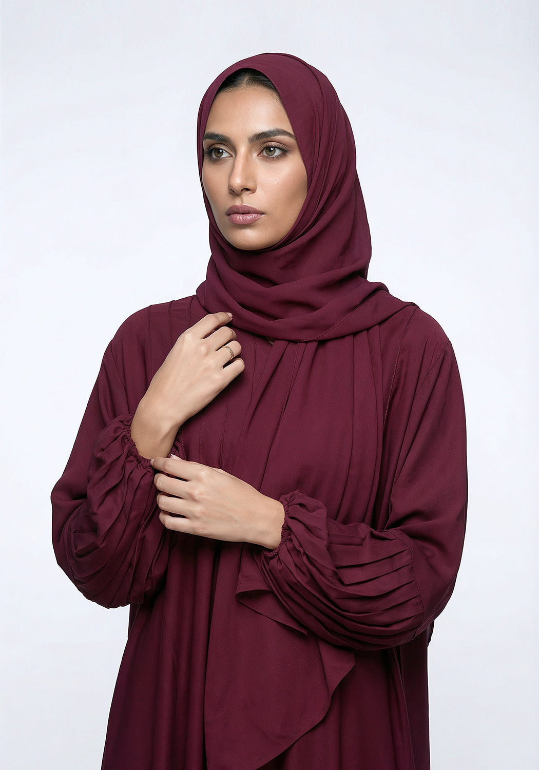 Maroon Summit ABAYA - Signature
