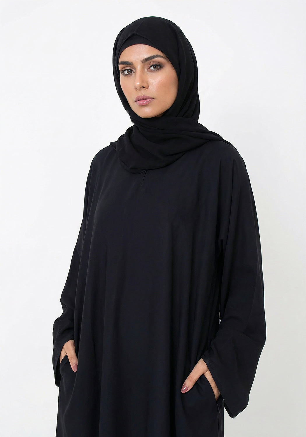 BLACK CLASSIC FRONT-CLOSED ABAYA